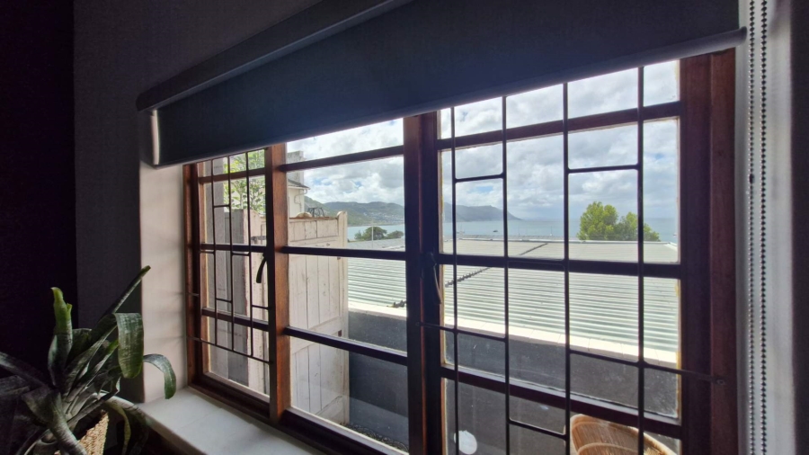 To Let 2 Bedroom Property for Rent in Simons Town Western Cape